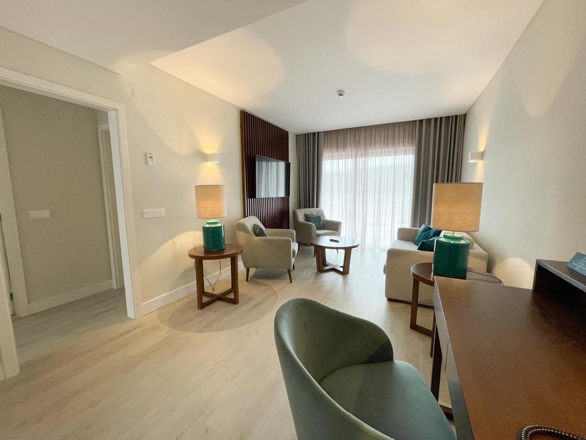 Four Points By Sheraton Сесимбра Экстерьер фото